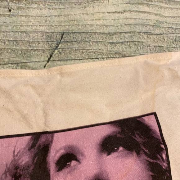 Authentic Taylor Swift wall hanging tapestry. & book. - Picture 7 of 14